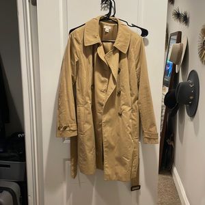 Classic trench with belt